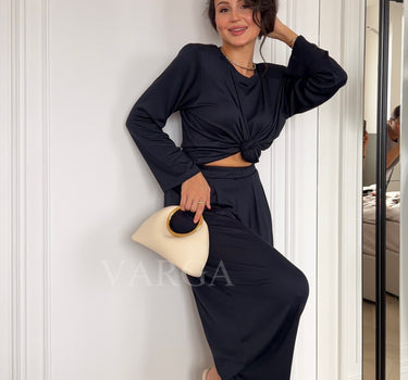 Lia Navy blue