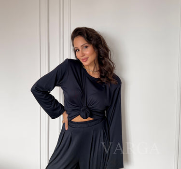 Lia Navy blue